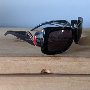 Sunglasses - dark shade with red Valentino decals